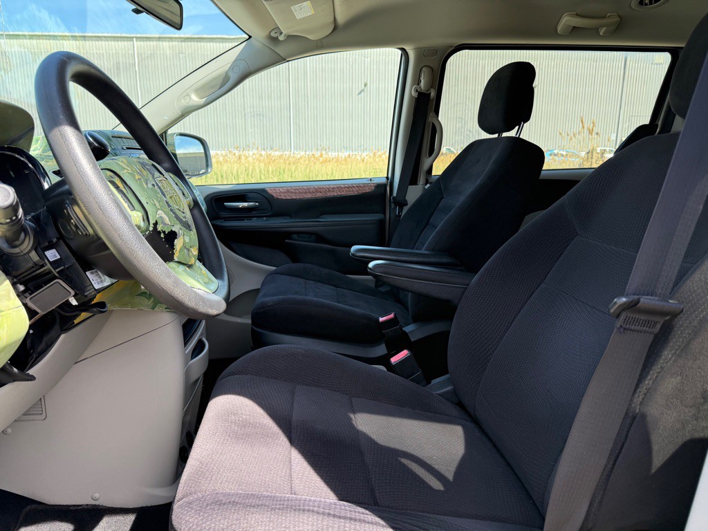 2011 Dodge Grand Caravan Image 7