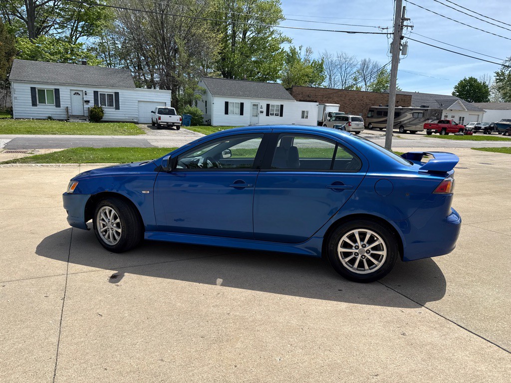 2012 Mitsubishi Lancer Image 5