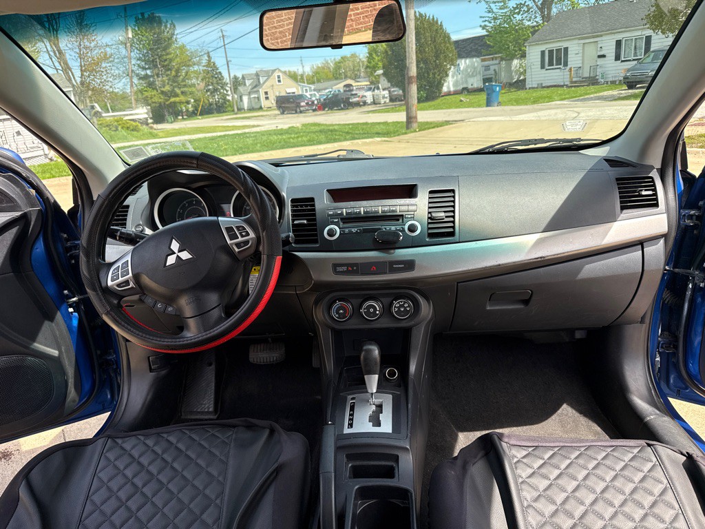 2012 Mitsubishi Lancer Image 9