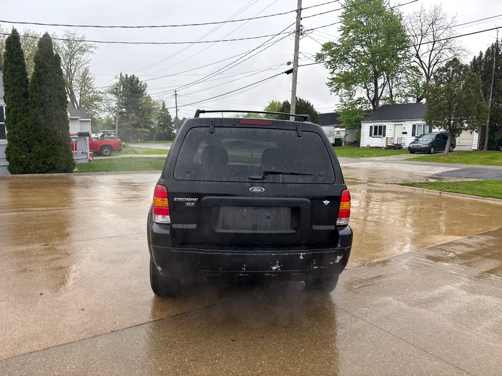 2007 Ford Escape Image 7