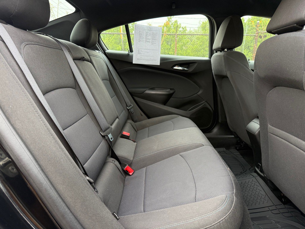 2018 Chevrolet Cruze Image 10