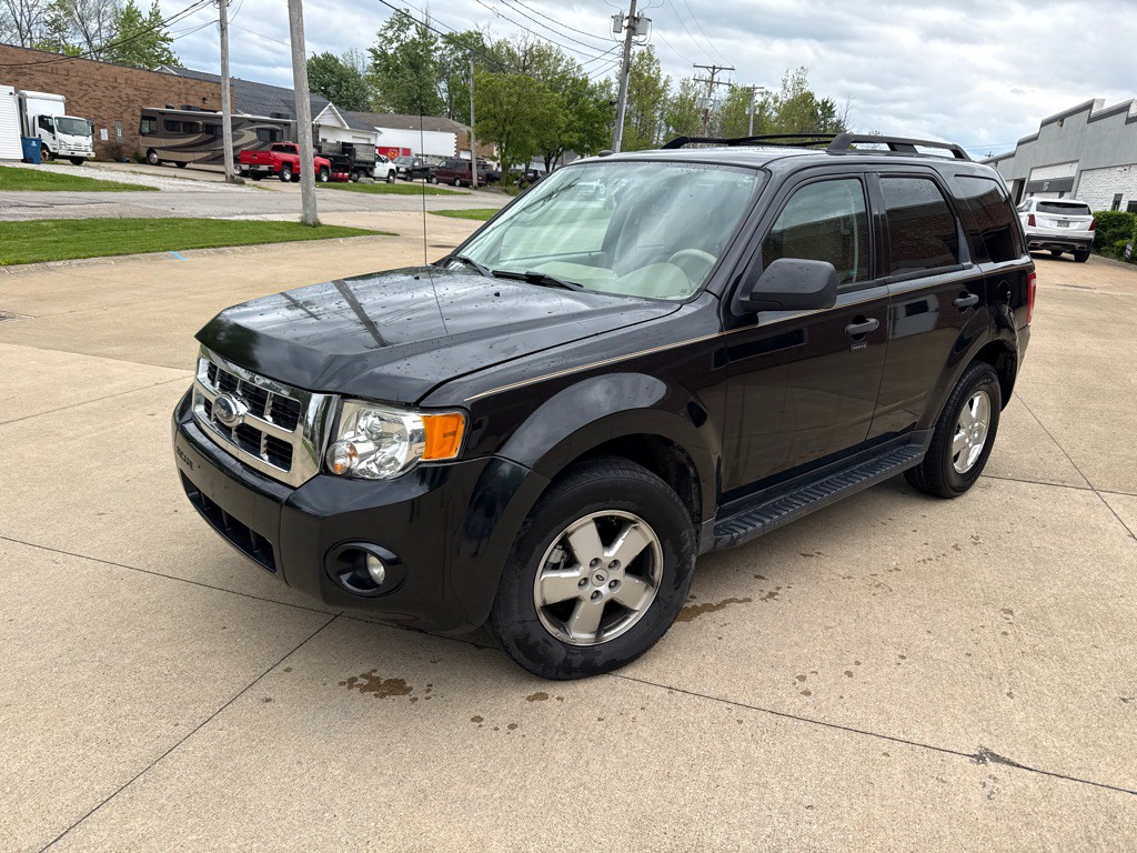 2011 Ford Escape Image 1