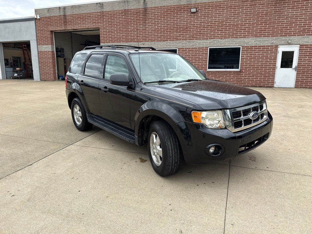 2011 Ford Escape Image 3