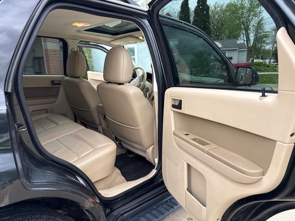 2011 Ford Escape Image 13