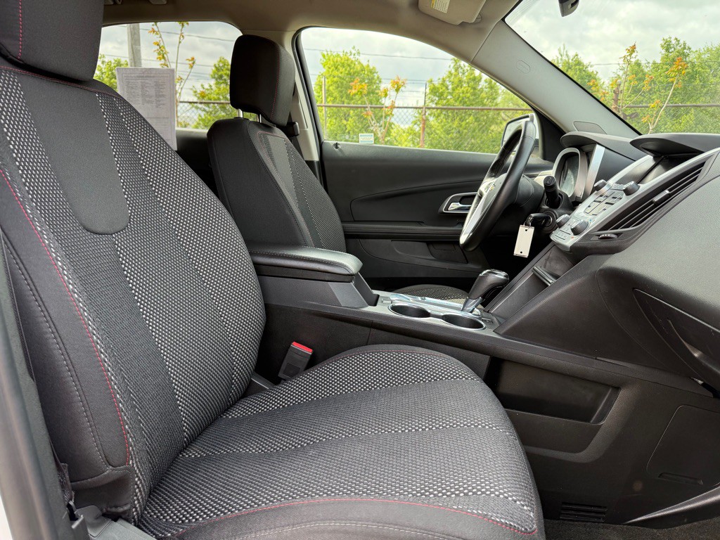 2017 Chevrolet Equinox Image 9