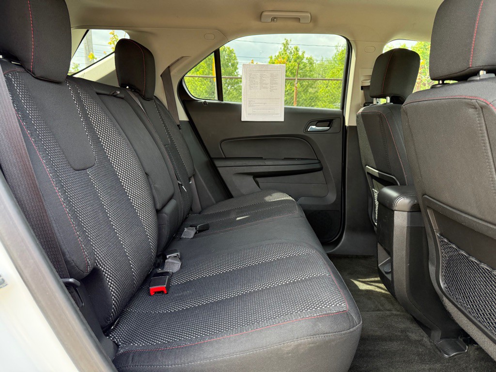 2017 Chevrolet Equinox Image 10