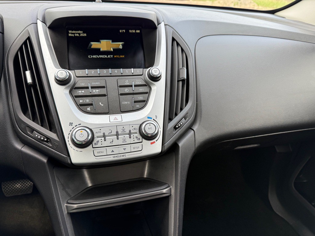 2017 Chevrolet Equinox Image 13
