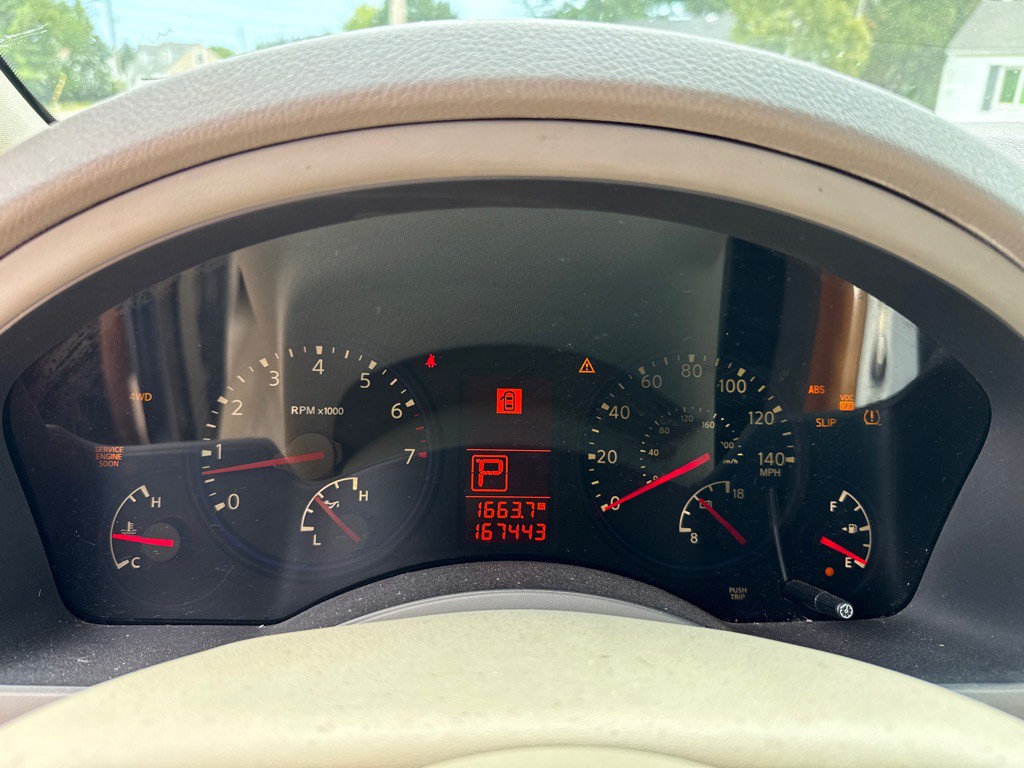 2008 INFINITI QX56 Image 14