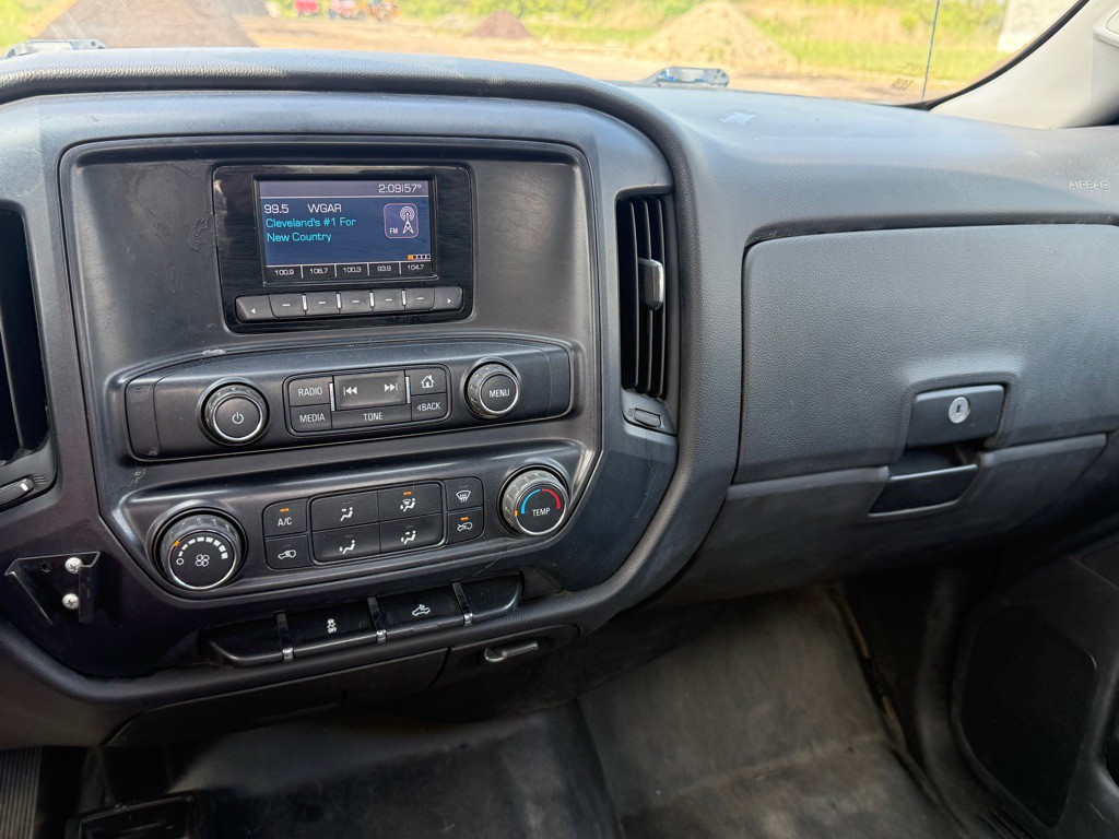 2015 Chevrolet Silverado 1500 Image 12