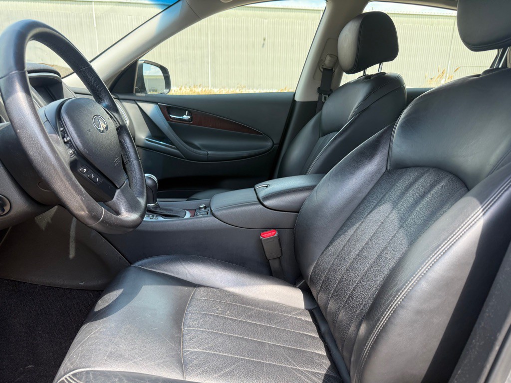 2017 INFINITI QX50 Image 8
