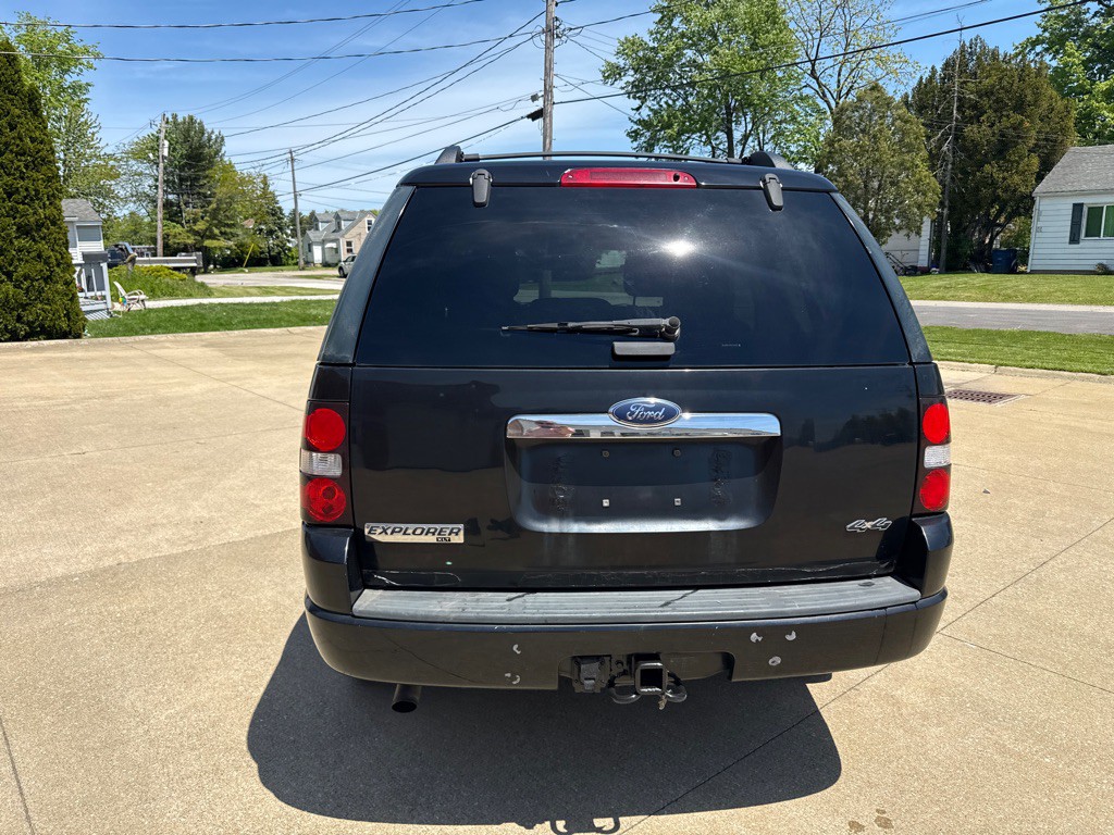2010 Ford Explorer Image 7