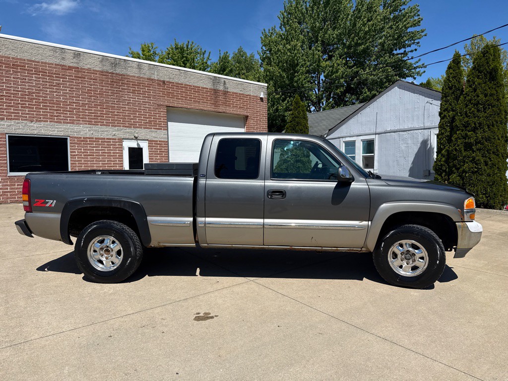 2000 GMC Sierra Image 4