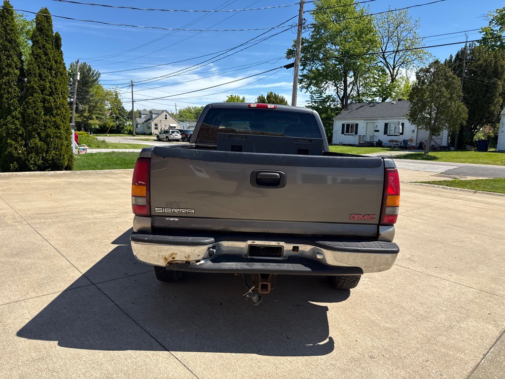 2000 GMC Sierra Image 7