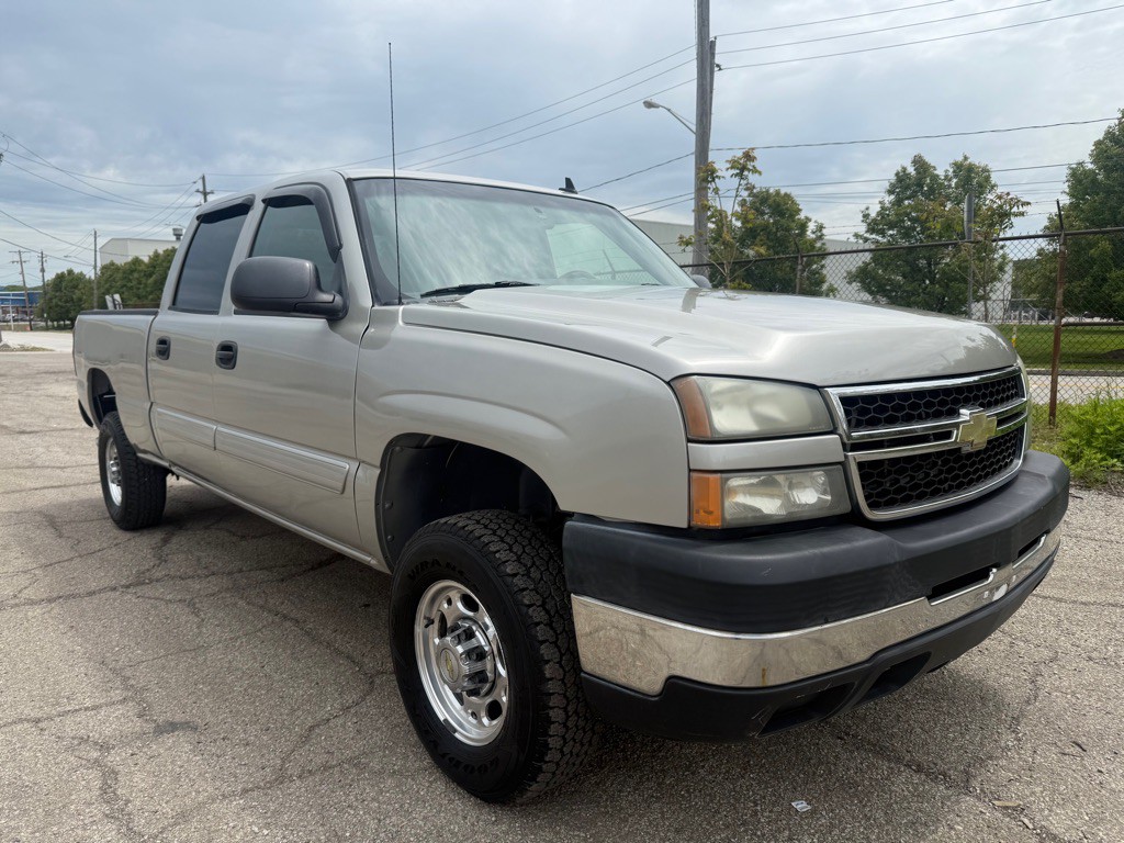 2006 Chevrolet Silverado 1500 Image 1