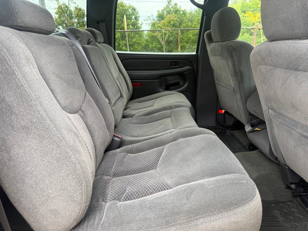2006 Chevrolet Silverado 1500 Image 11