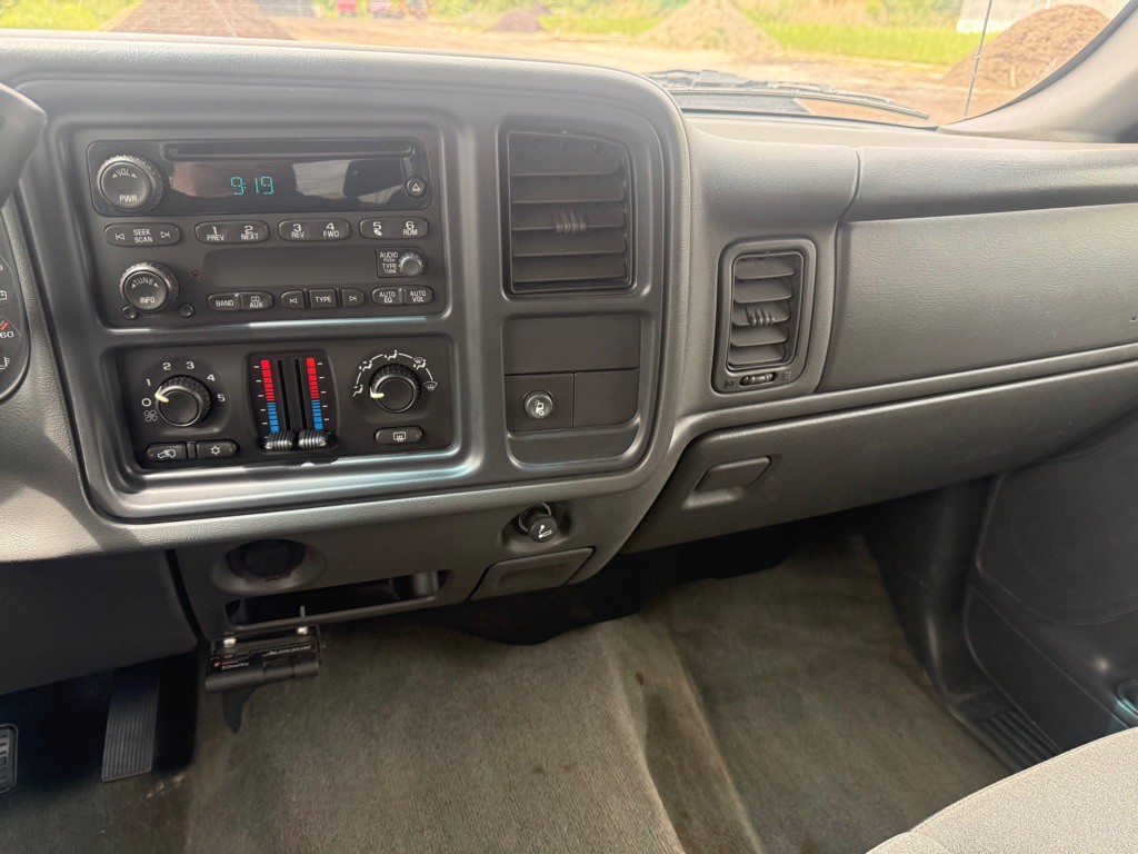 2006 Chevrolet Silverado 1500 Image 14