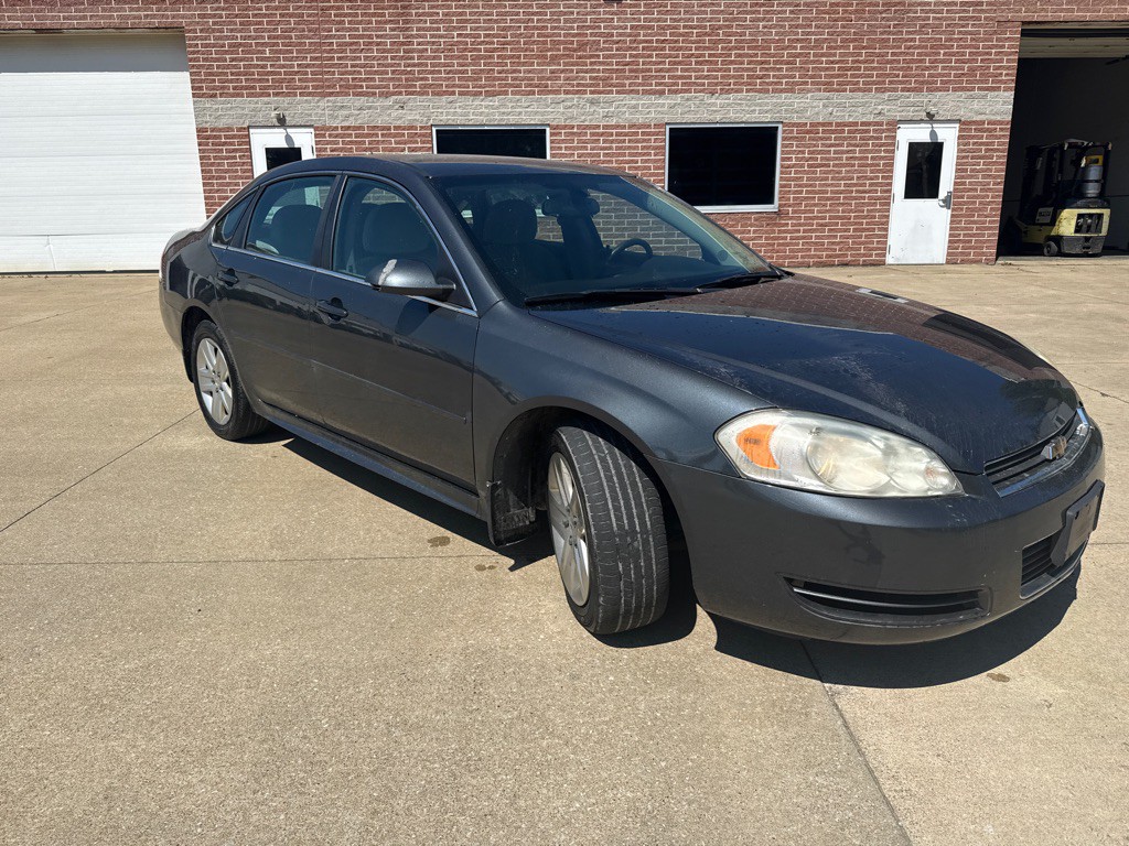 2011 Chevrolet Impala Image 3