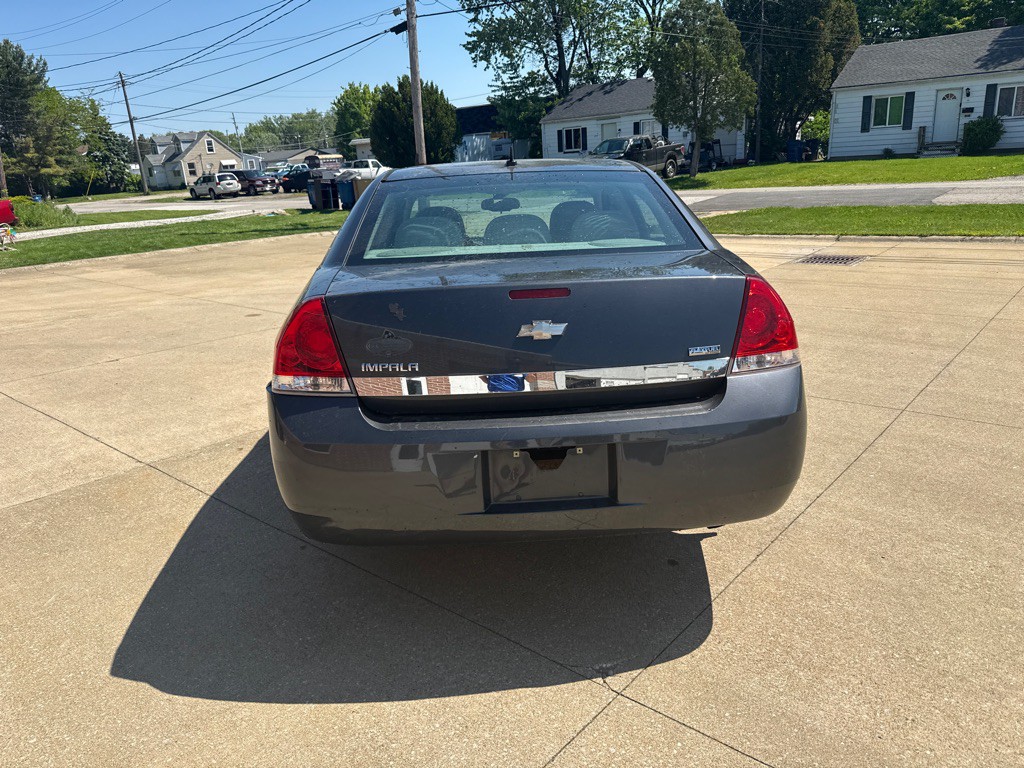2011 Chevrolet Impala Image 7