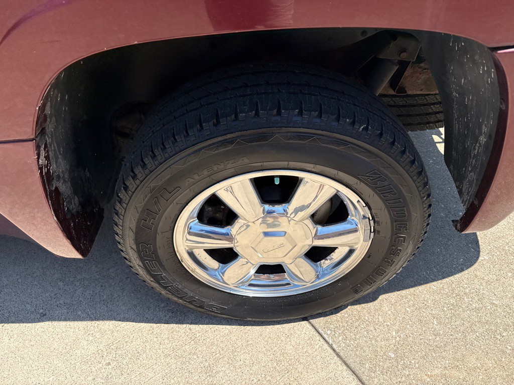 2004 GMC Envoy Image 18