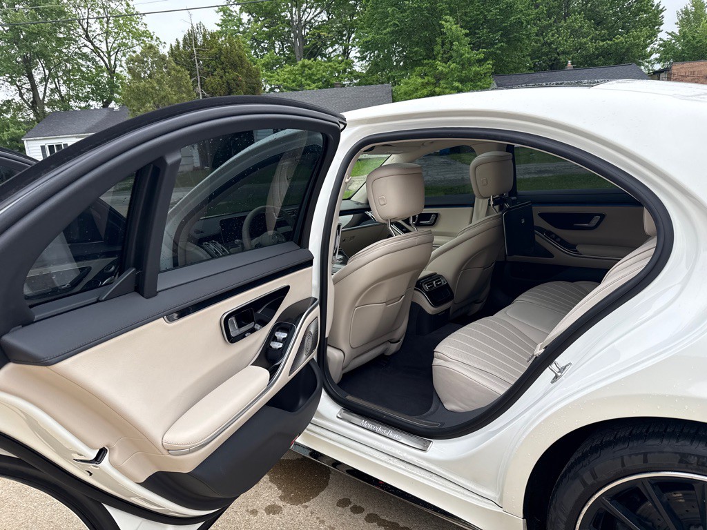 2023 Mercedes-Benz S-Class Image 10