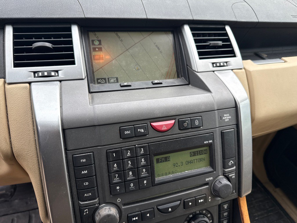 2007 Land Rover Range Rover Sport Image 16
