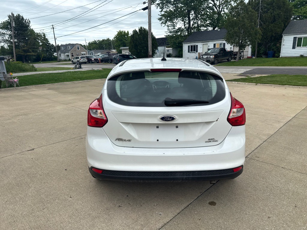 2012 Ford Focus Image 7