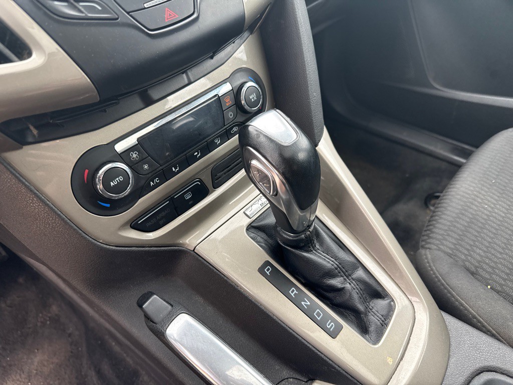 2012 Ford Focus Image 15