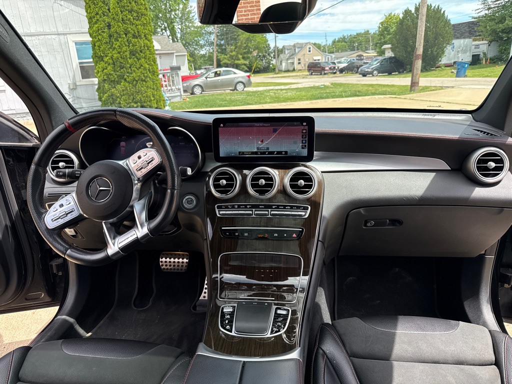 2021 Mercedes-Benz GLC-Class Image 12
