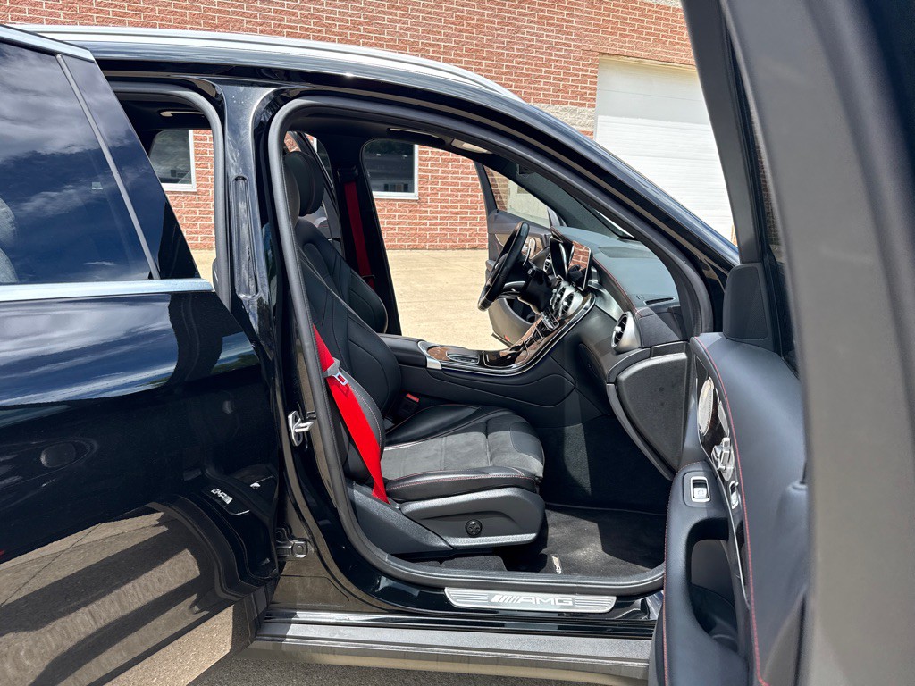 2021 Mercedes-Benz GLC-Class Image 14