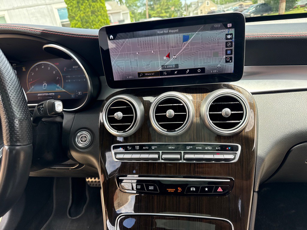 2021 Mercedes-Benz GLC-Class Image 26