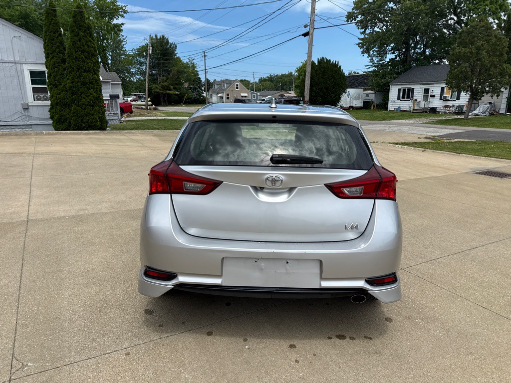 2018 Toyota Corolla Image 6