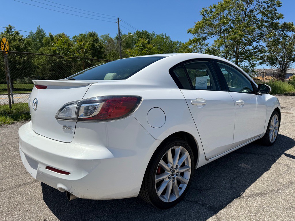 2011 Mazda Mazda3 Image 3