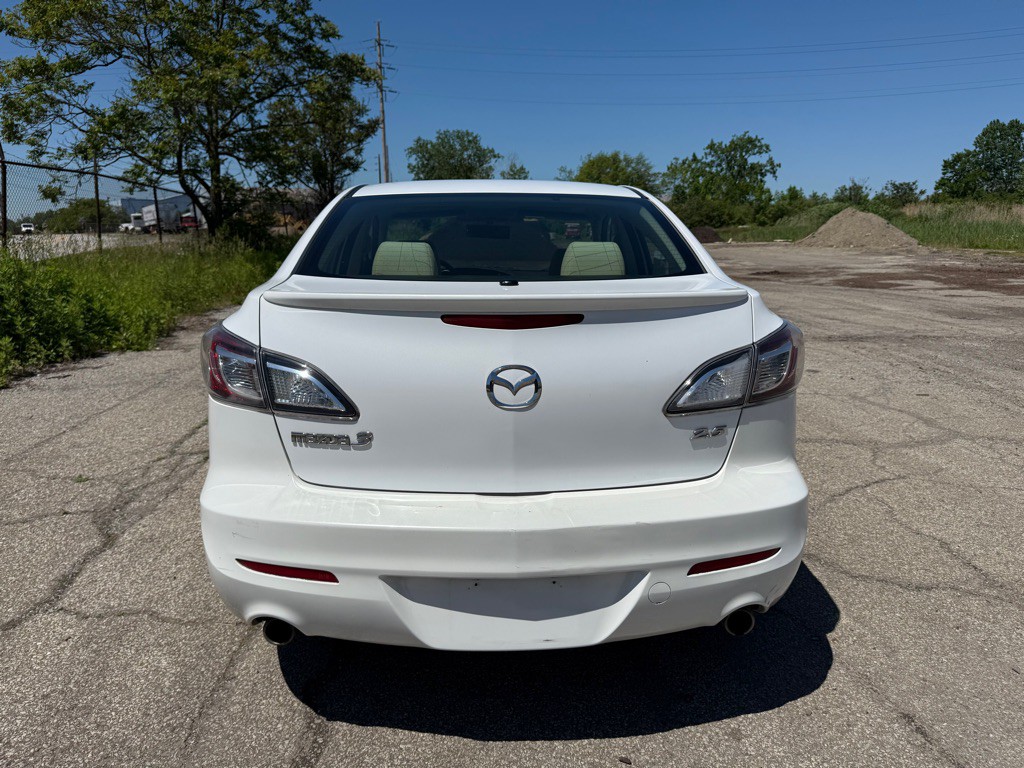 2011 Mazda Mazda3 Image 4