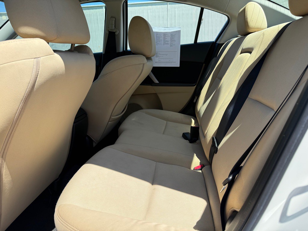 2011 Mazda Mazda3 Image 12