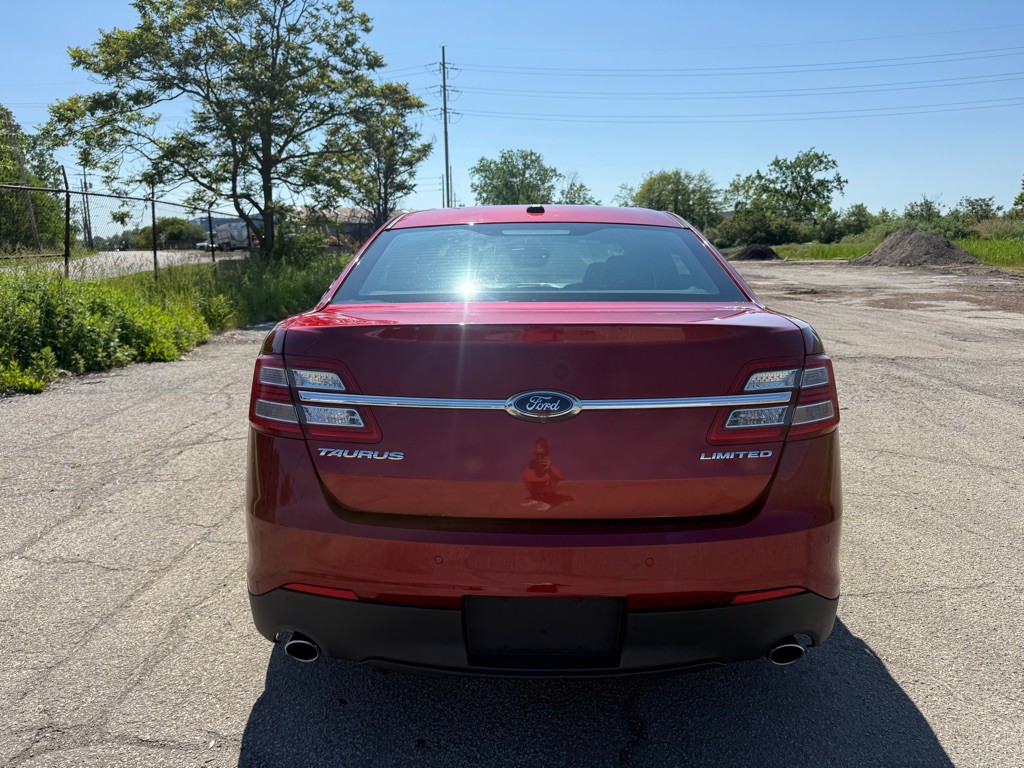 2013 Ford Taurus Image 4