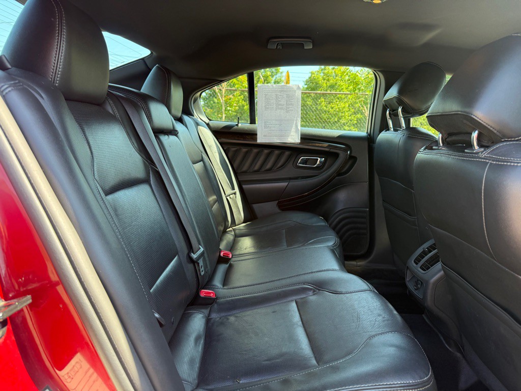 2013 Ford Taurus Image 10