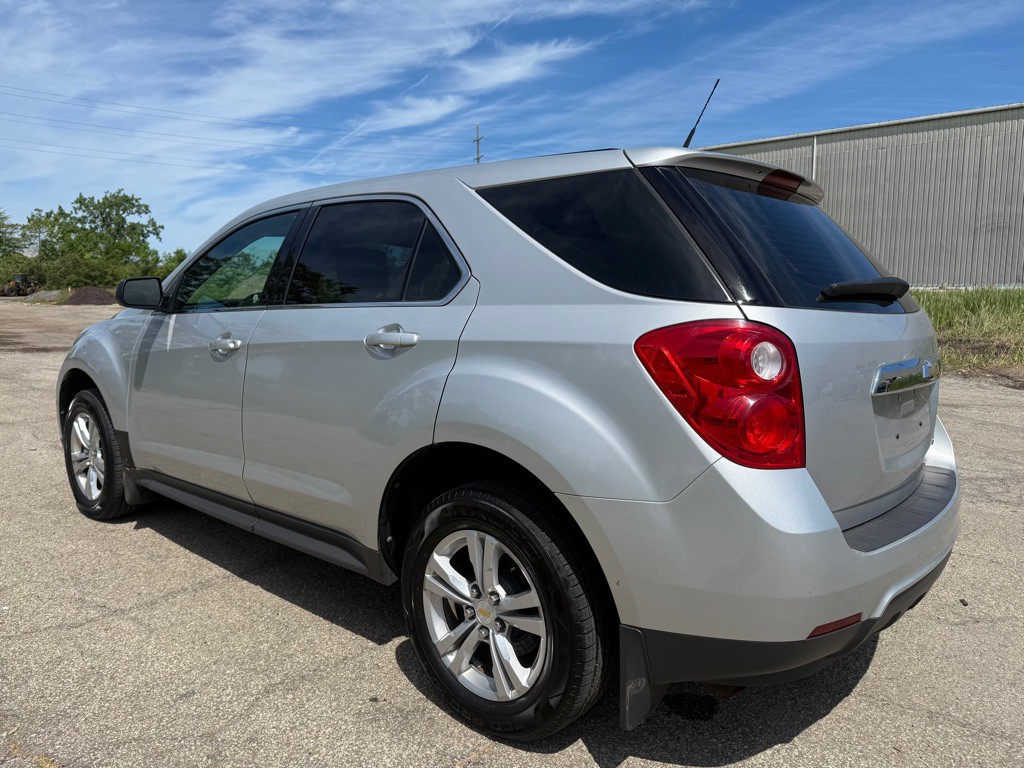 2011 Chevrolet Equinox Image 4