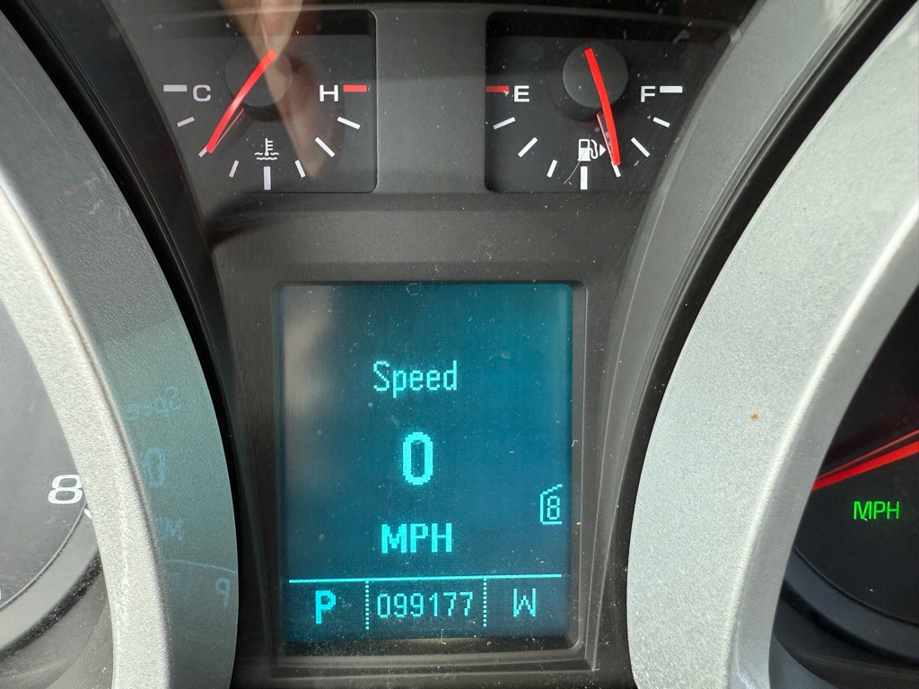 2011 Chevrolet Equinox Image 12