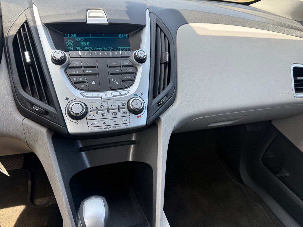 2011 Chevrolet Equinox Image 13