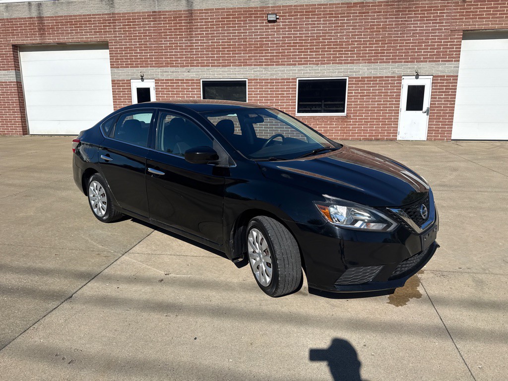 2016 Nissan Sentra Image 3