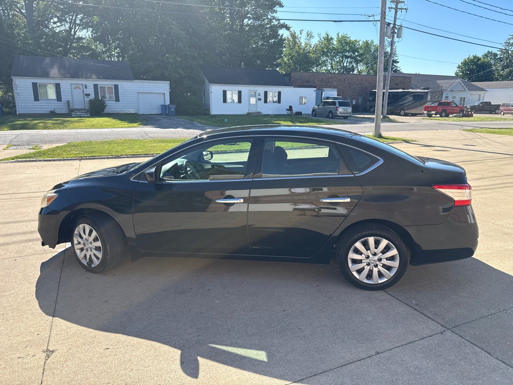 2016 Nissan Sentra Image 5