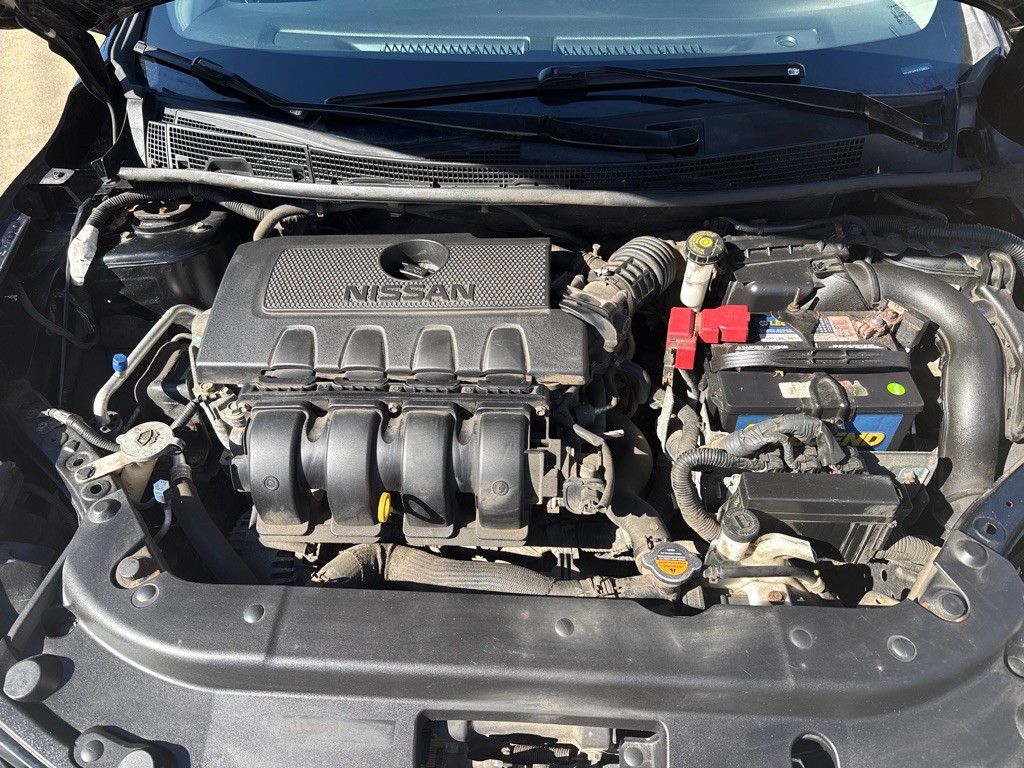 2016 Nissan Sentra Image 18