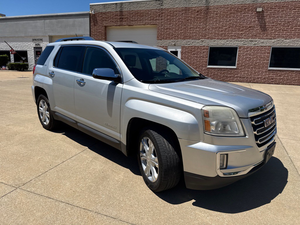 2017 GMC Terrain Image 3