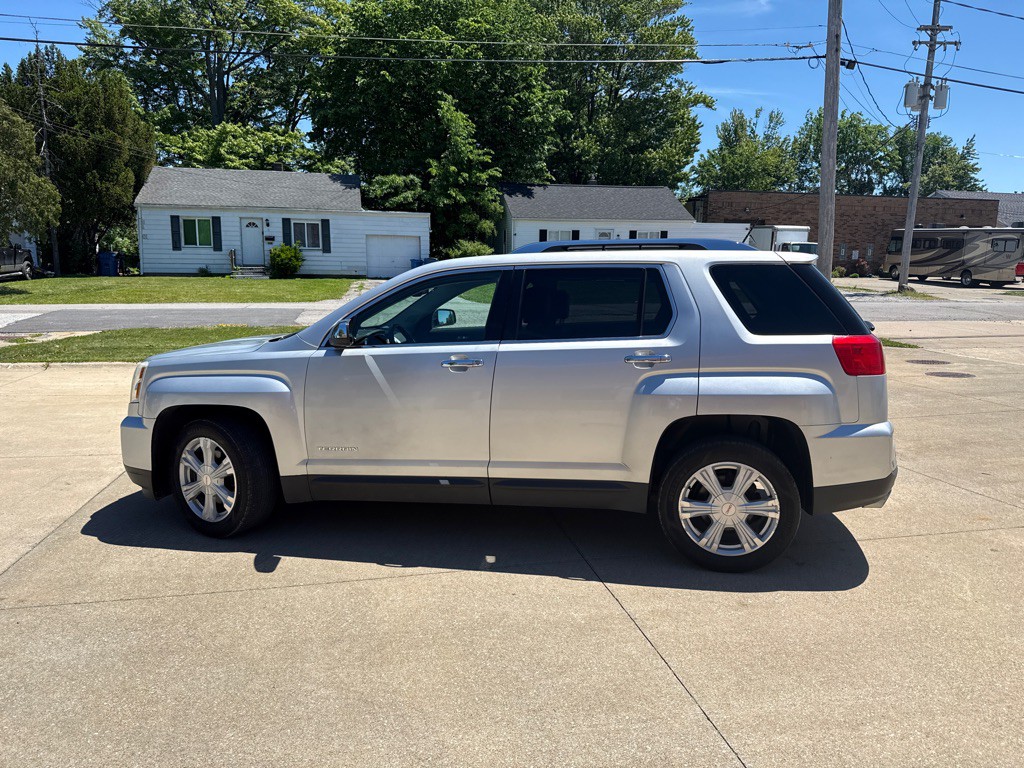 2017 GMC Terrain Image 5