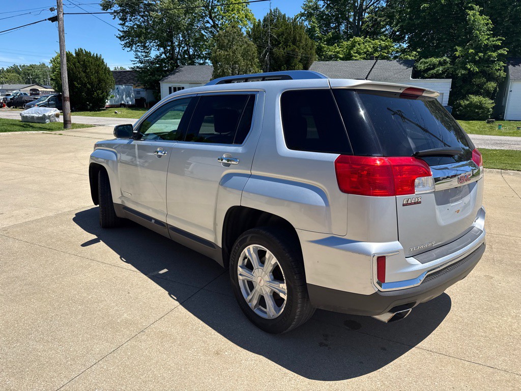 2017 GMC Terrain Image 8