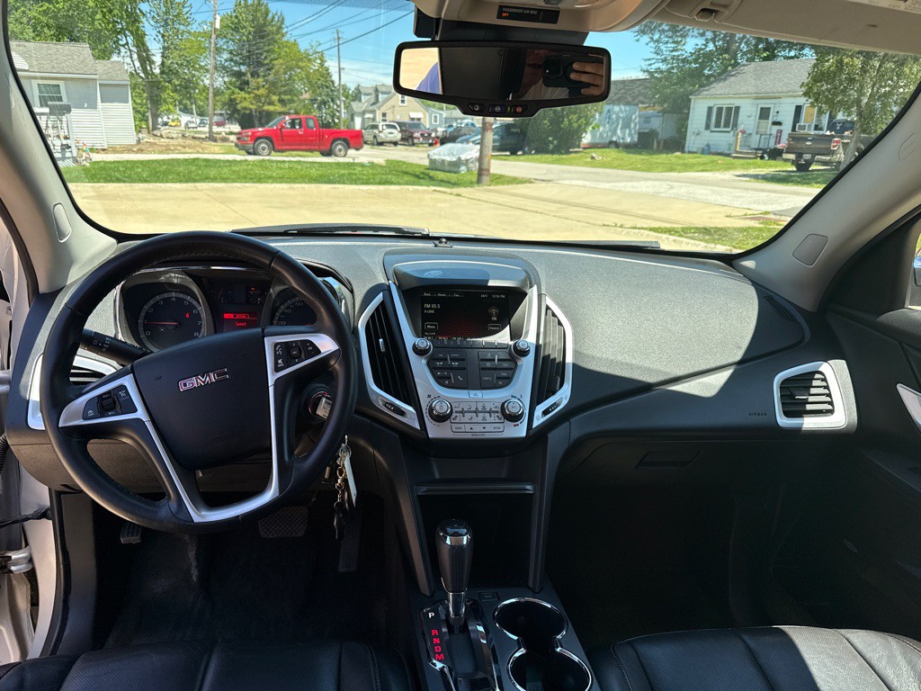 2017 GMC Terrain Image 9