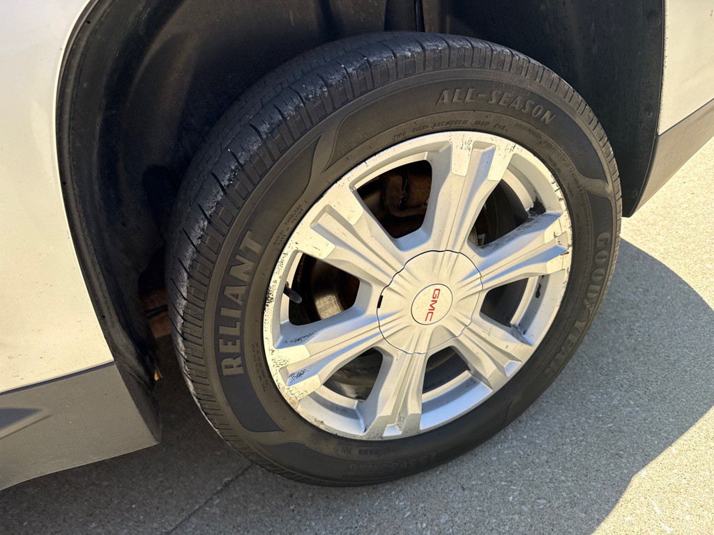 2017 GMC Terrain Image 17