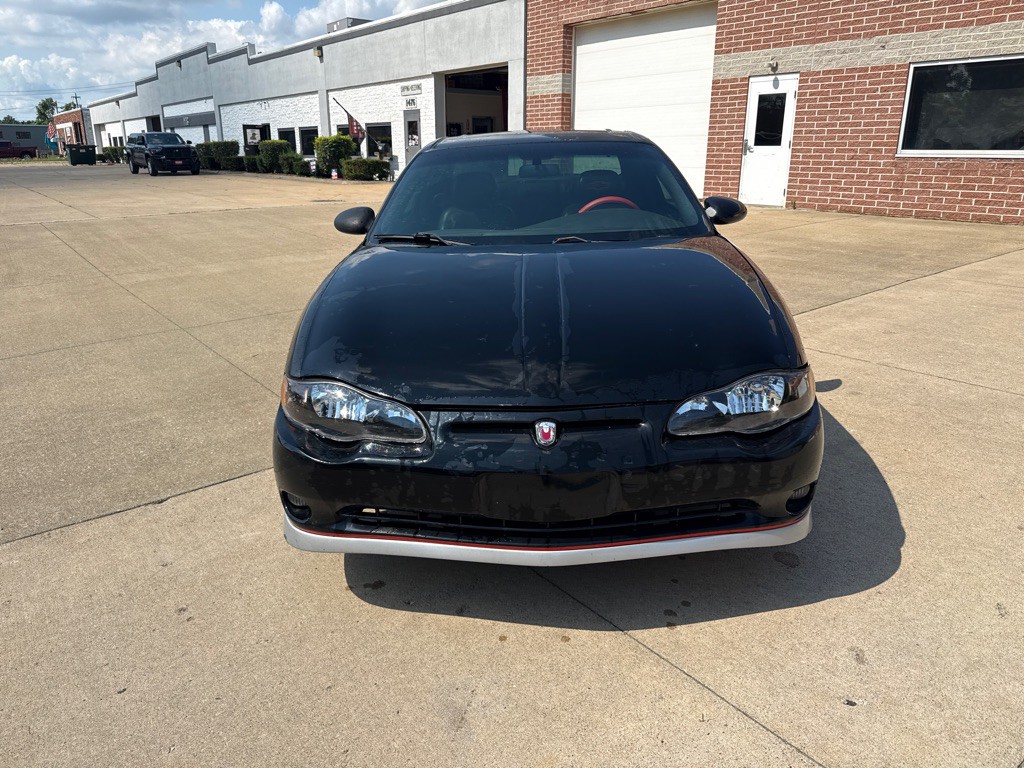 2002 Chevrolet Monte Carlo Image 2