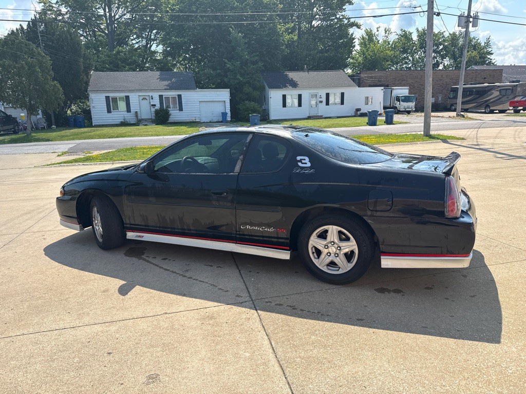 2002 Chevrolet Monte Carlo Image 5