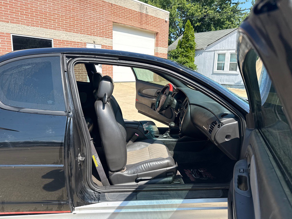 2002 Chevrolet Monte Carlo Image 13